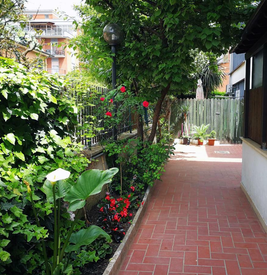 Lambertone, Cozy Flat In Rome, Aurelio Vatican エクステリア 写真